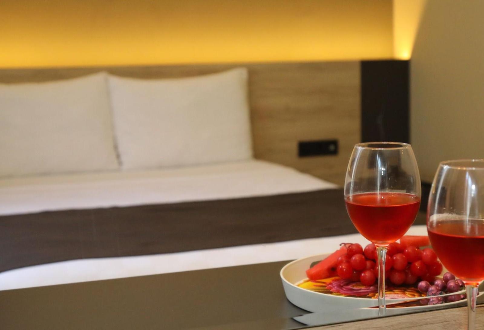 Grand Faik Hotel Cesme Exterior photo